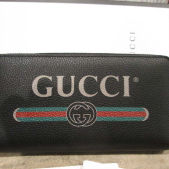 new GUCCI LOGO Black women's  LEATHER Zip Around Wallet w/ plenty of compartment - Picture 3 of 15